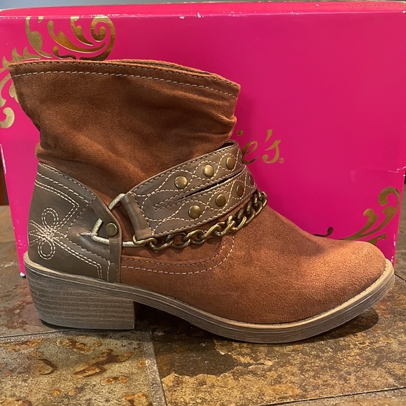 Candie’s Cacuracotan Brown Booties- Size 7 🤎🍂🤠 - Picture 7 of 16